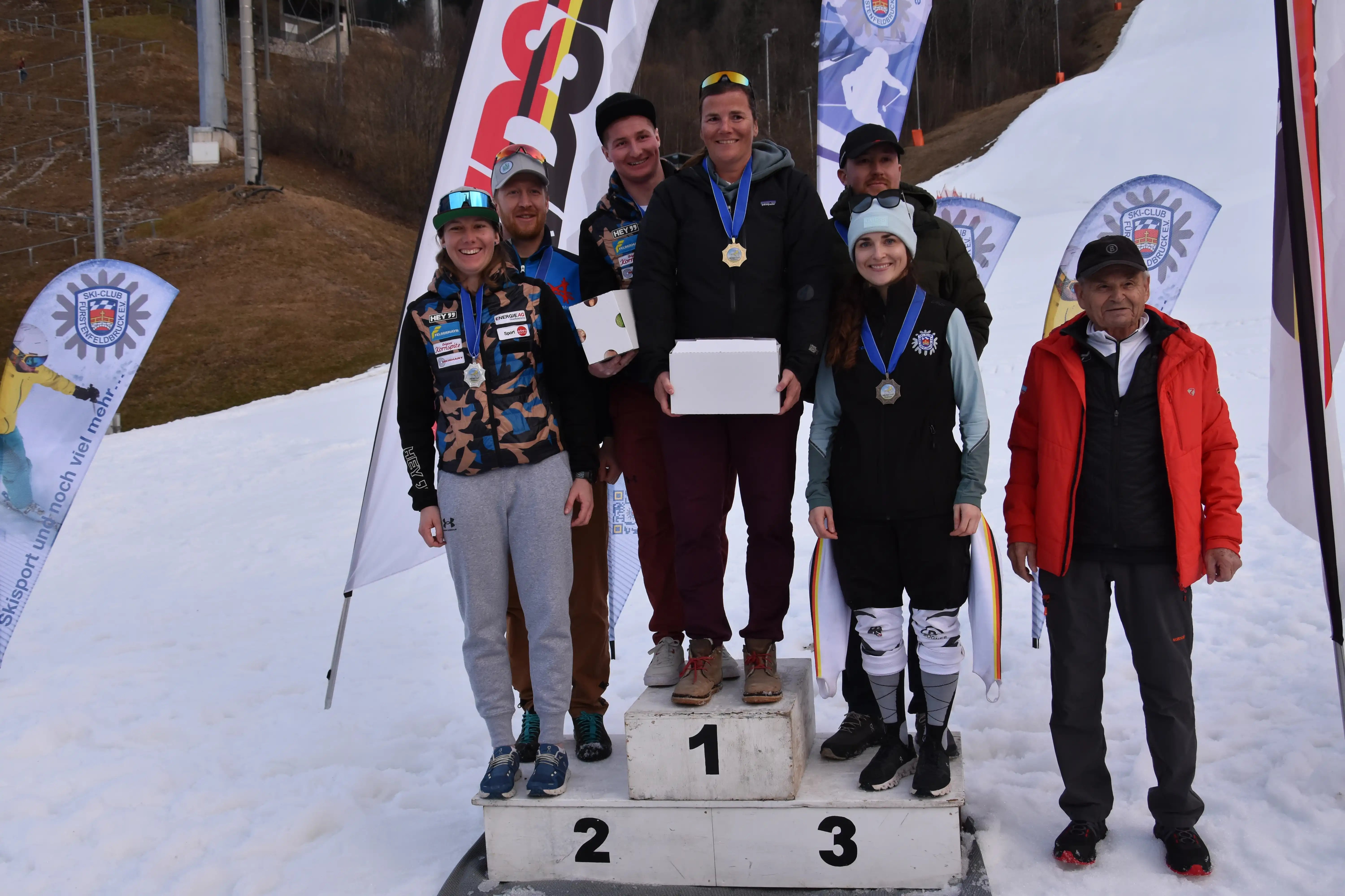 Schortcaver EM Skiclub Fürstenfeldbruck am Gudiberg 28