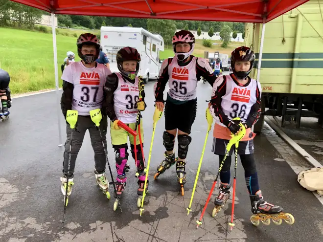 Renngruppe Inline-Alpin beim Wettkampf in Bad Kötzting